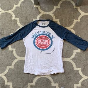 Detroit pistons tshirt